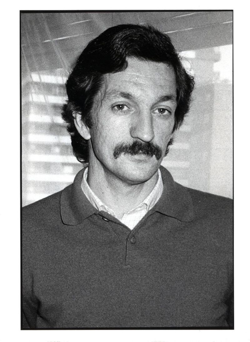 Retrato en blanco y negro de Alejandro Tiana, Director del Instituto de Ciencias de la Educación (ICE) de la UNED y Rector entre 2013 y 2018 (1984).